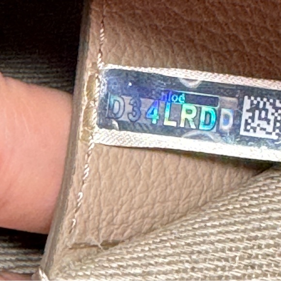 Chloé Marcie Medium Leather Crossbody - Nomad Beige - Picture 11 of 12